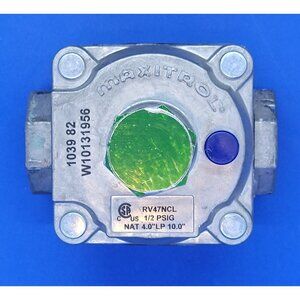 Maxitrol RV47NCL 1/2PSIG Gas Valve